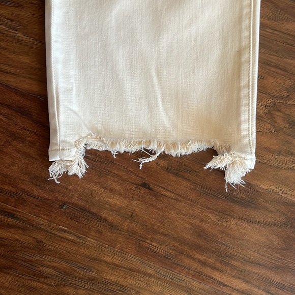 Judy Blue Cream Colored Jeans - Picture 5 of 6